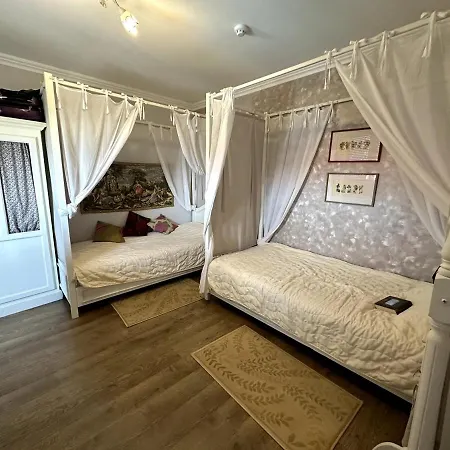 Апартаменты Luxury 3-br & Sky Terrace