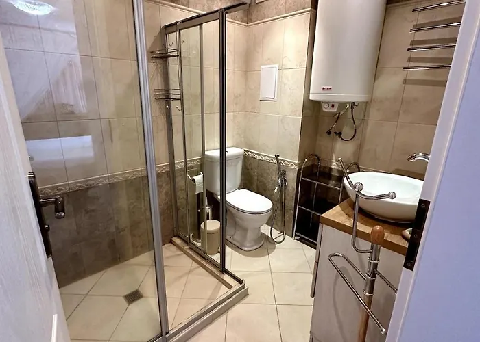 Luxury 3-br & Sky Terrace Apartamento